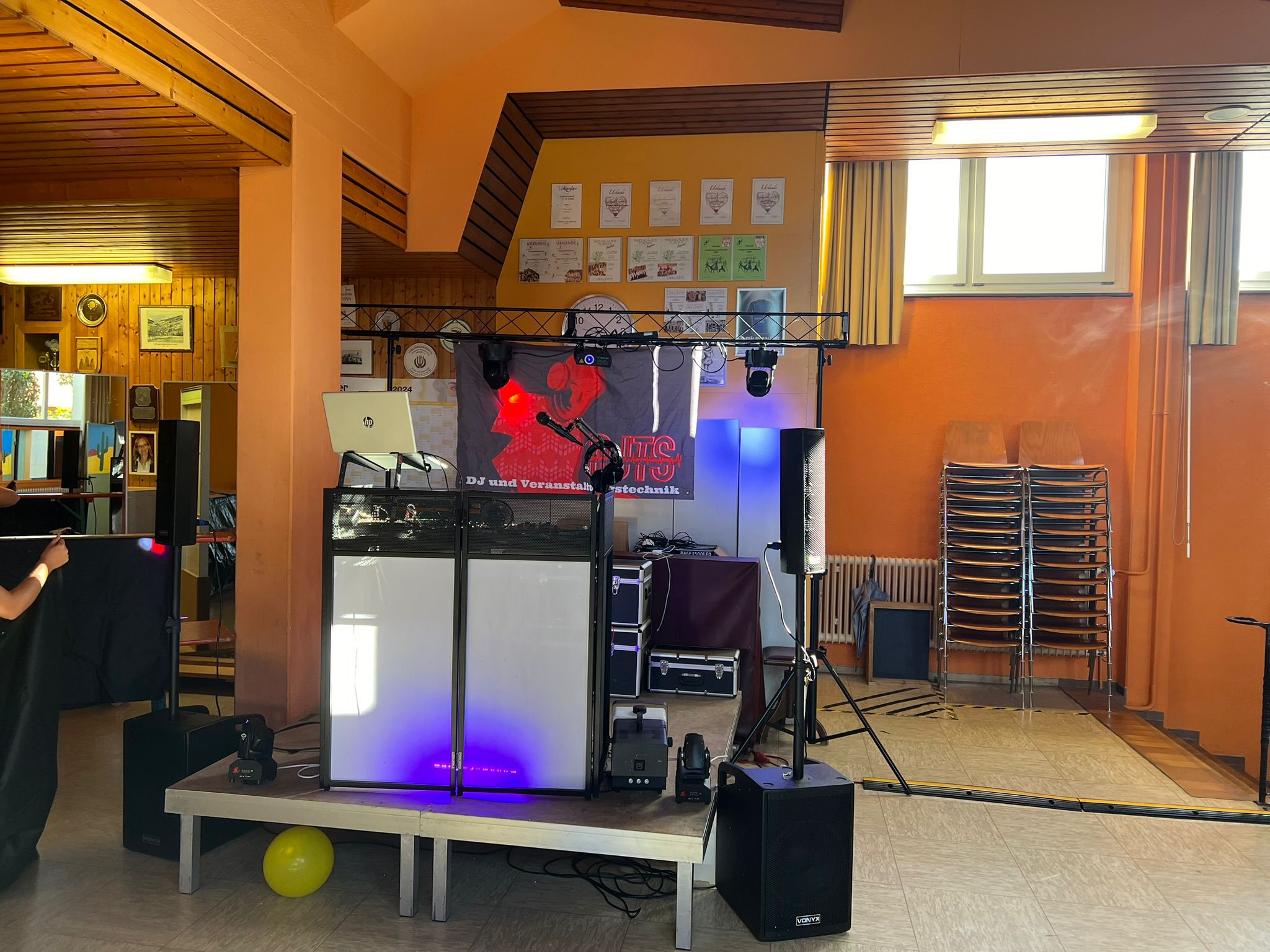 Kinder Disco 24 Bild 4