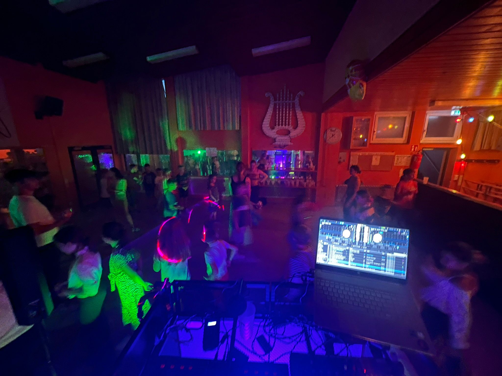 Kinder Disco 24 Bild 3